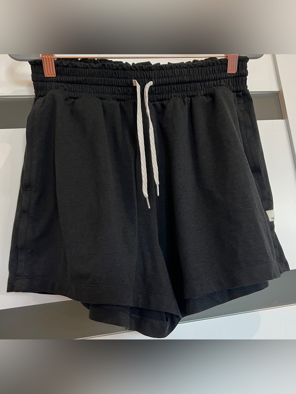 Vuori Halo Boxy Short Women's DreamKnit Shorts, Black Heather, Small